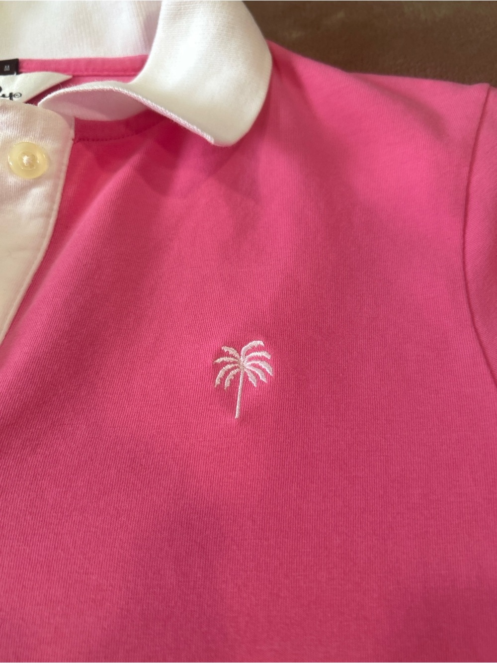 Lilly Pulitzer women sz medium slim Polo Shirt  Country Club Pink Palm Tree Top - Picture 5 of 9